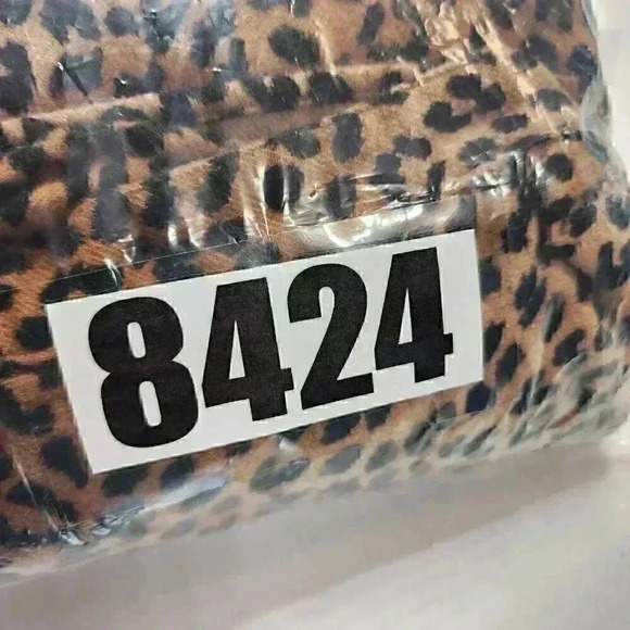 Lands' End Animal Print Leopard Henley Crew Neck  Long Sleeve Women's Shirt M - Picture 8 of 8